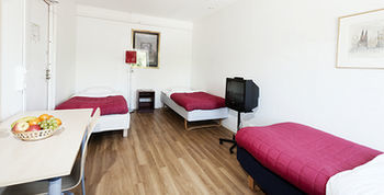 Uppsala Vandrarhem & Hotel สต็อกโฮล์ม ภายนอก รูปภาพ